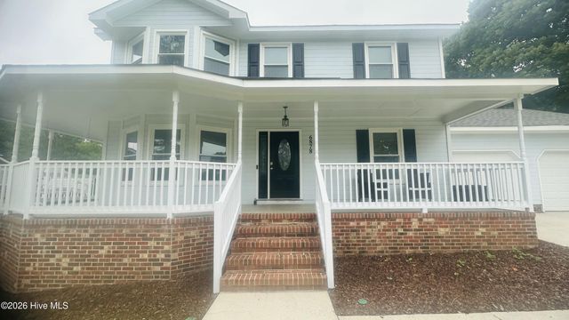 6878 Green Creek Road, Fayetteville, NC 28314