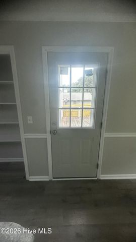 6878 Green Creek Road, Fayetteville, NC 28314
