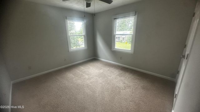 6878 Green Creek Road, Fayetteville, NC 28314