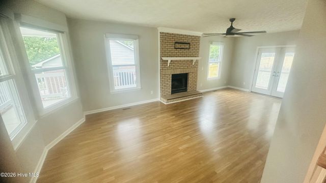 6878 Green Creek Road, Fayetteville, NC 28314