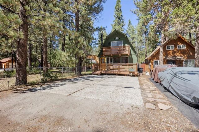 1037 W Rainbow Boulevard, Big Bear City, CA 92314