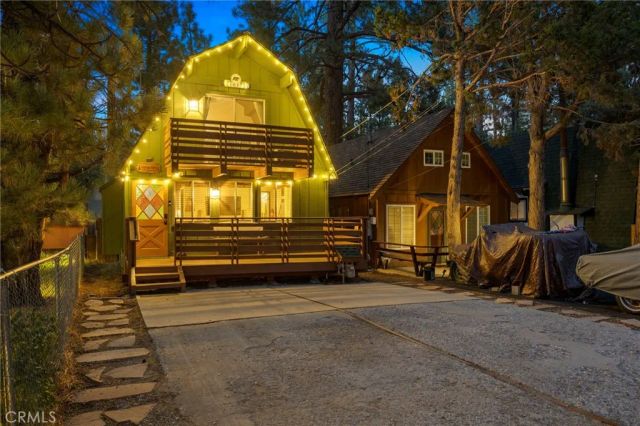 1037 W Rainbow Boulevard, Big Bear City, CA 92314