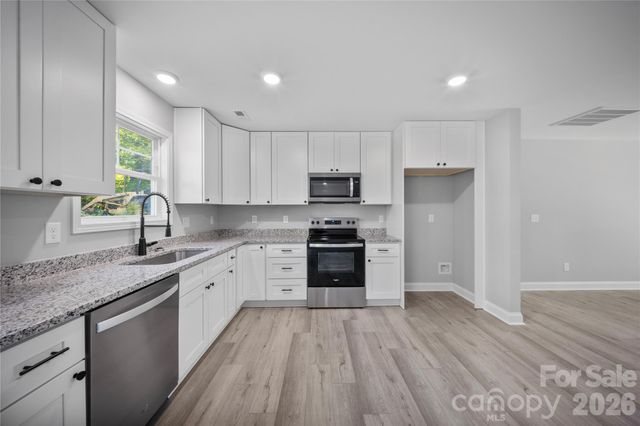 303 W 9th Street, Kannapolis, NC 28081