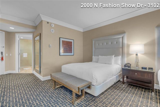 2000 North Fashion Show Drive 3102, Las Vegas, NV 89109