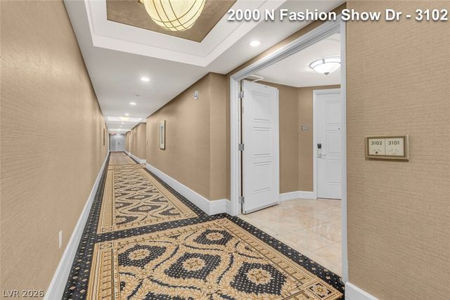 2000 North Fashion Show Drive 3102, Las Vegas, NV 89109