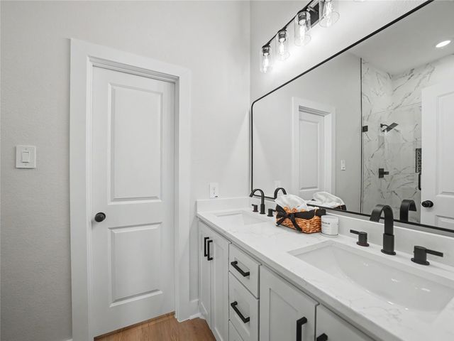 3309 Thannisch Avenue, Fort Worth, TX 76105