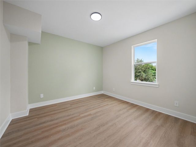 3309 Thannisch Avenue, Fort Worth, TX 76105