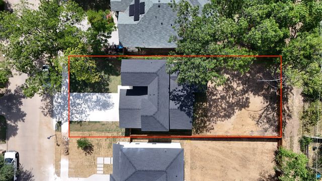 3309 Thannisch Avenue, Fort Worth, TX 76105