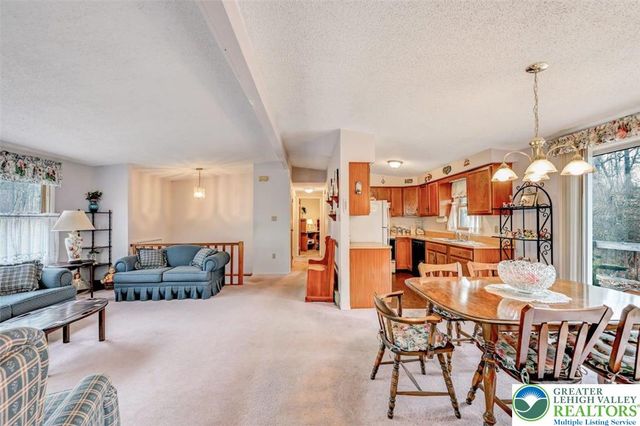 2165 Woodchuck Lane, Middle Smithfield Twp, PA 18302