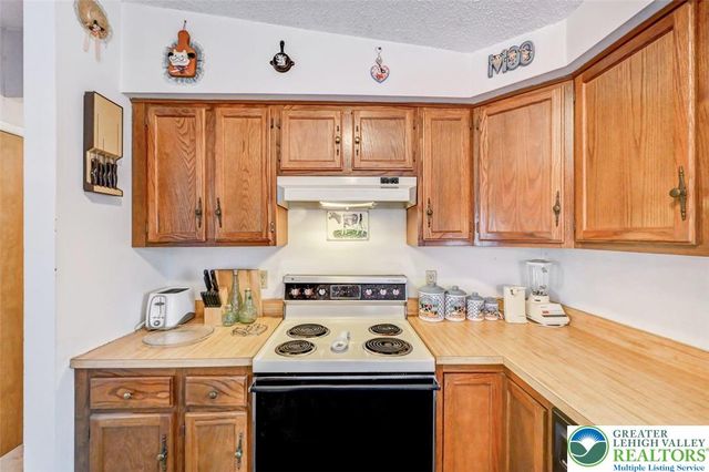 2165 Woodchuck Lane, Middle Smithfield Twp, PA 18302