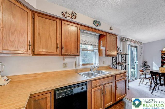 2165 Woodchuck Lane, Middle Smithfield Twp, PA 18302