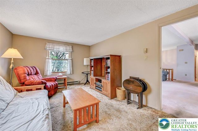 2165 Woodchuck Lane, Middle Smithfield Twp, PA 18302