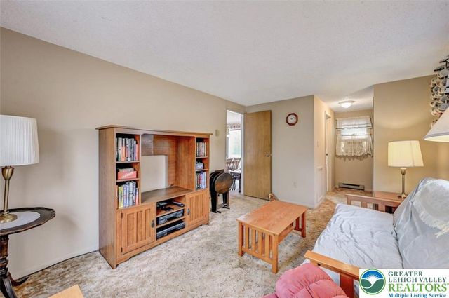 2165 Woodchuck Lane, Middle Smithfield Twp, PA 18302