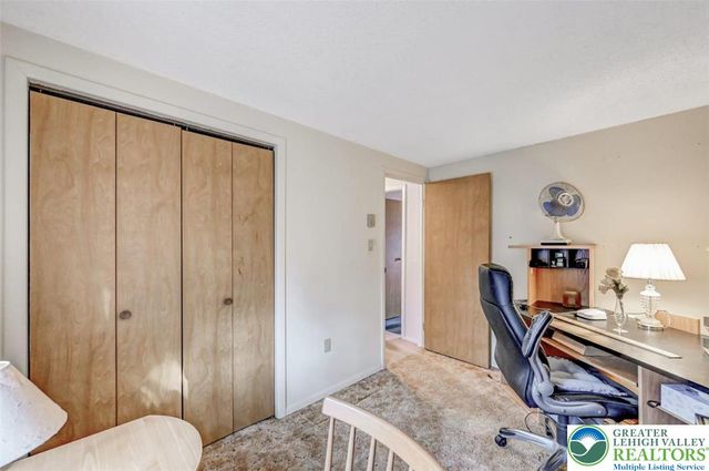 2165 Woodchuck Lane, Middle Smithfield Twp, PA 18302