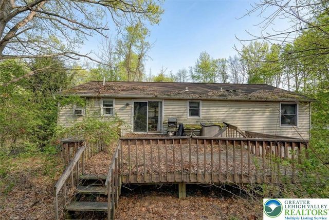 2165 Woodchuck Lane, Middle Smithfield Twp, PA 18302