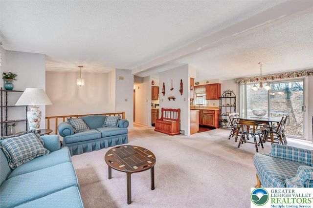 2165 Woodchuck Lane, Middle Smithfield Twp, PA 18302