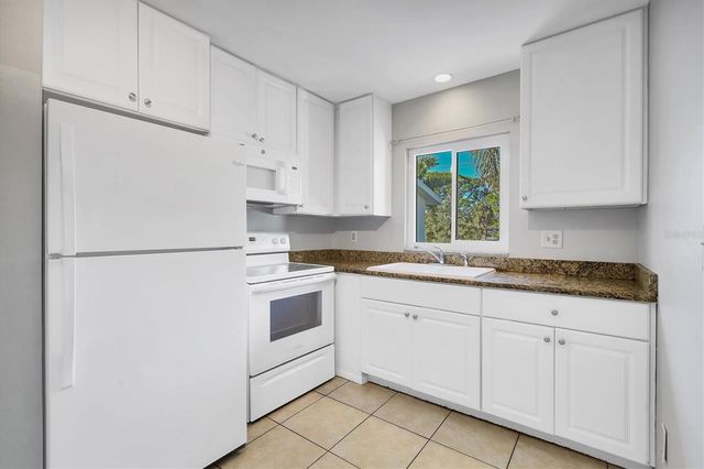 2304 RINGLING BOULEVARD 207, Sarasota, FL 34237