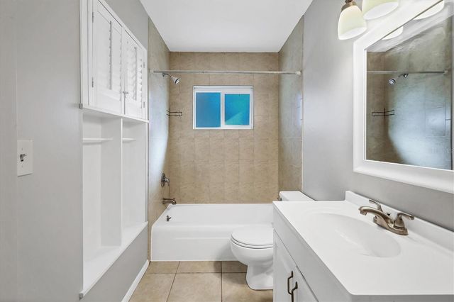 2304 RINGLING BOULEVARD 207, Sarasota, FL 34237