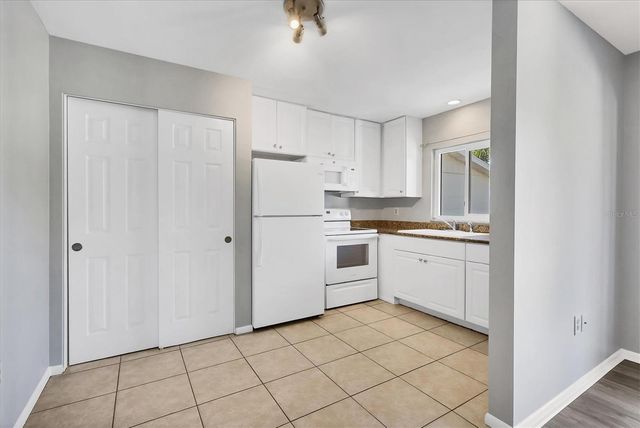 2304 RINGLING BOULEVARD 207, Sarasota, FL 34237