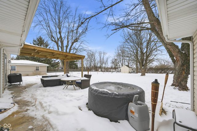 902 Stoner Drive, Anderson, IN 46013