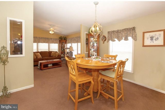 303 CARVER LN, Royersford, PA 19468