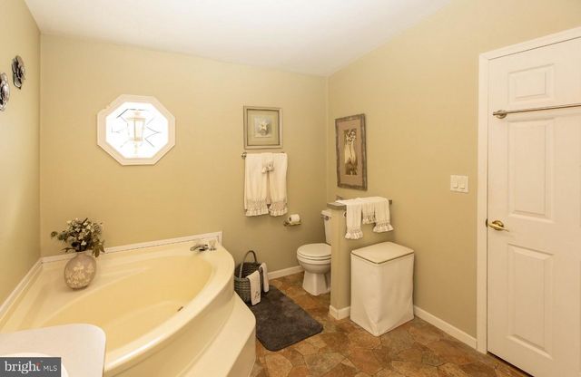 303 CARVER LN, Royersford, PA 19468