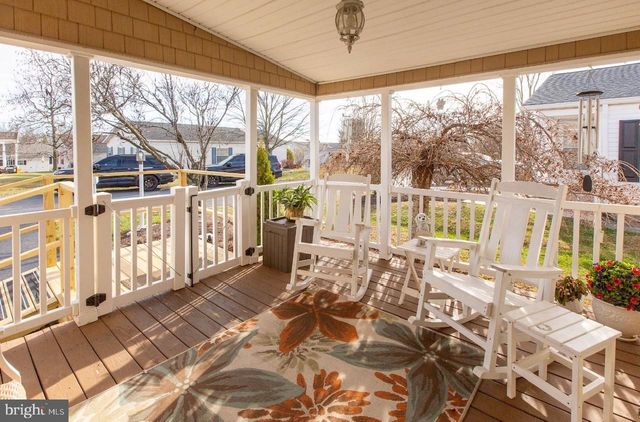 303 CARVER LN, Royersford, PA 19468