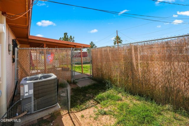 9205 MOUNT SHASTA Drive, El Paso, TX 79924