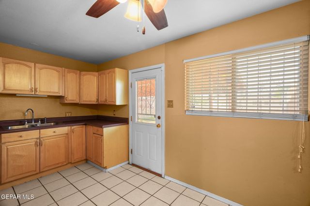 9205 MOUNT SHASTA Drive, El Paso, TX 79924