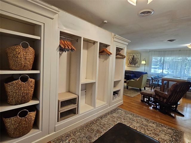 5203 Chesapeake Way, Houston, TX 77056