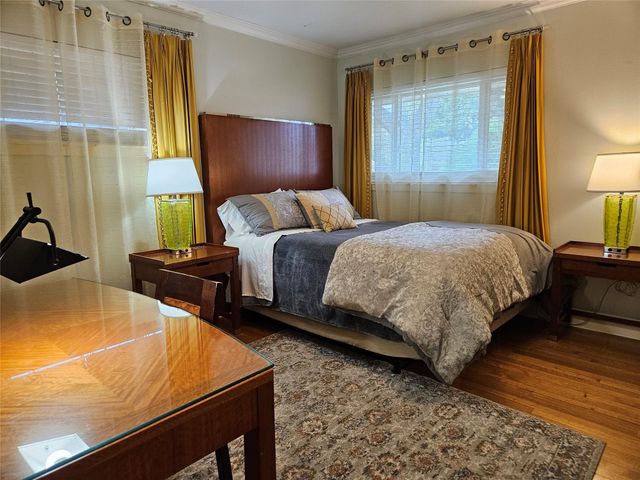 5203 Chesapeake Way, Houston, TX 77056