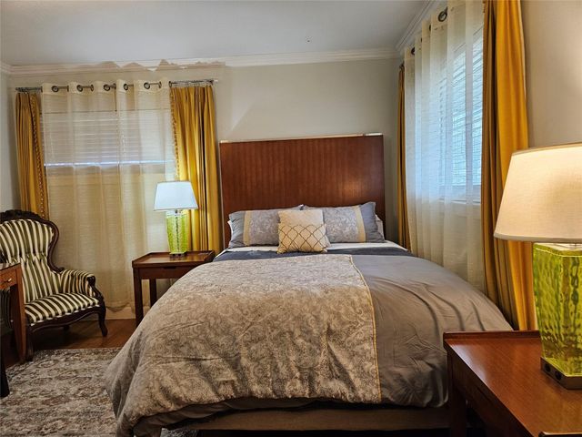 5203 Chesapeake Way, Houston, TX 77056