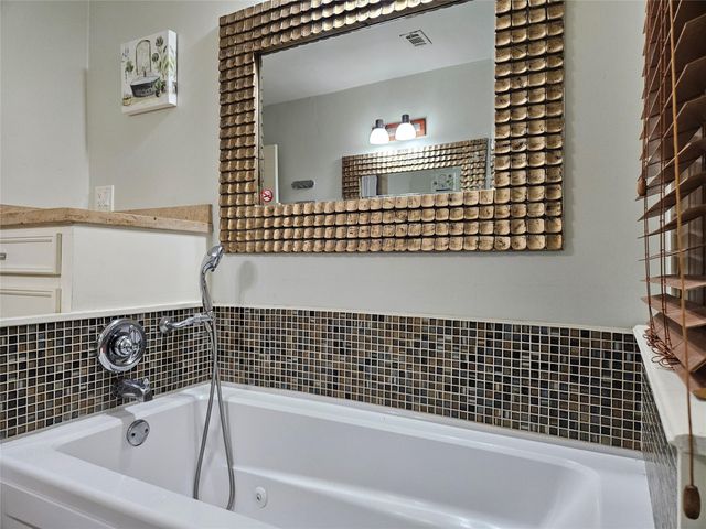 5203 Chesapeake Way, Houston, TX 77056