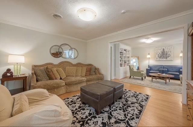 5203 Chesapeake Way, Houston, TX 77056