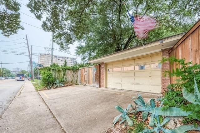 5203 Chesapeake Way, Houston, TX 77056