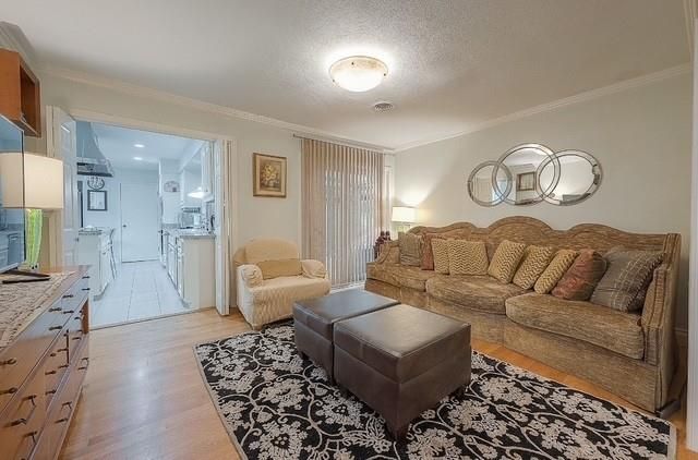 5203 Chesapeake Way, Houston, TX 77056