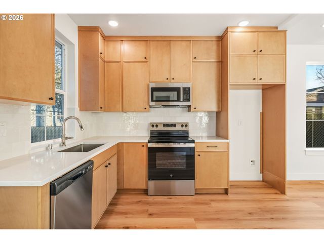 7332 Se BYBEE Blvd, Portland, OR 97206