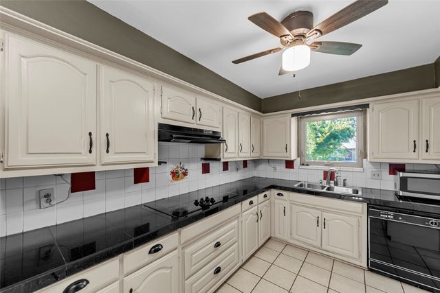 1116 Windsong Trail, Richardson, TX 75081