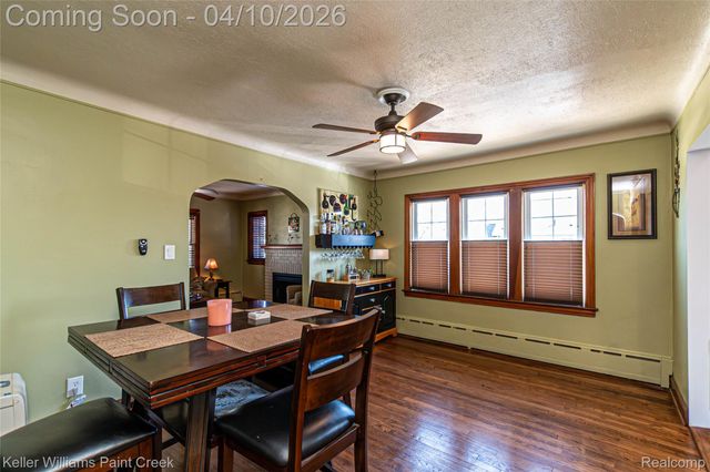 7392 Voerner Avenue, Center Line, MI 48015