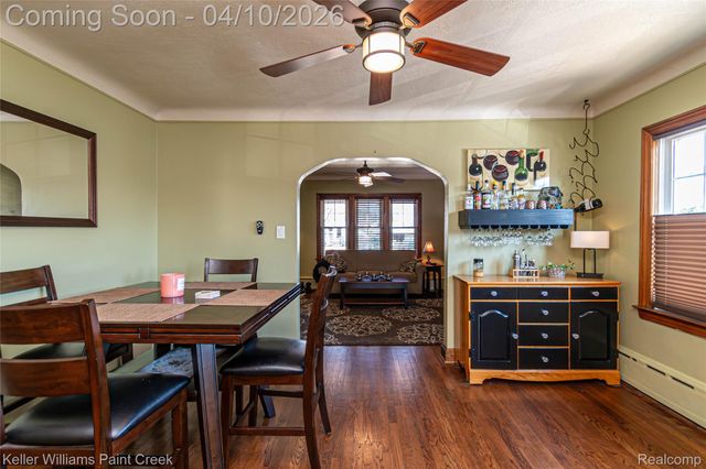 7392 Voerner Avenue, Center Line, MI 48015
