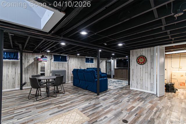 7392 Voerner Avenue, Center Line, MI 48015