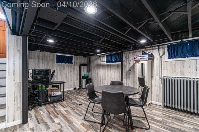 7392 Voerner Avenue, Center Line, MI 48015