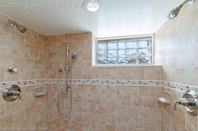 7392 Voerner Avenue, Center Line, MI 48015