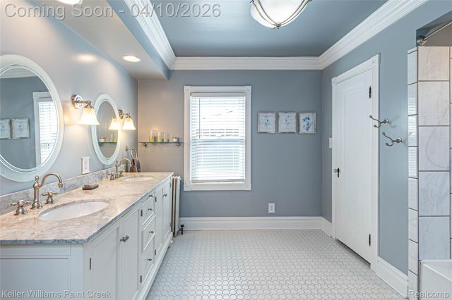 7392 Voerner Avenue, Center Line, MI 48015