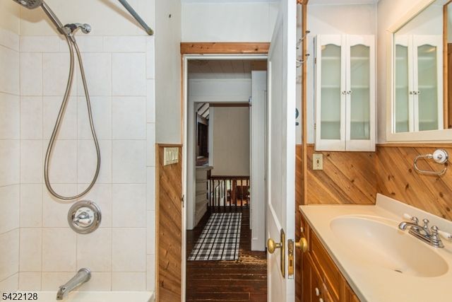 51 W Shore Trl, Sparta Twp., NJ 07871