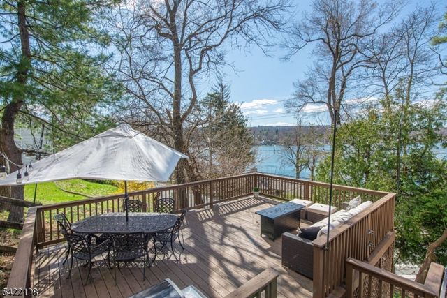 51 W Shore Trl, Sparta Twp., NJ 07871