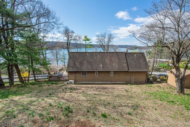 51 W Shore Trl, Sparta Twp., NJ 07871