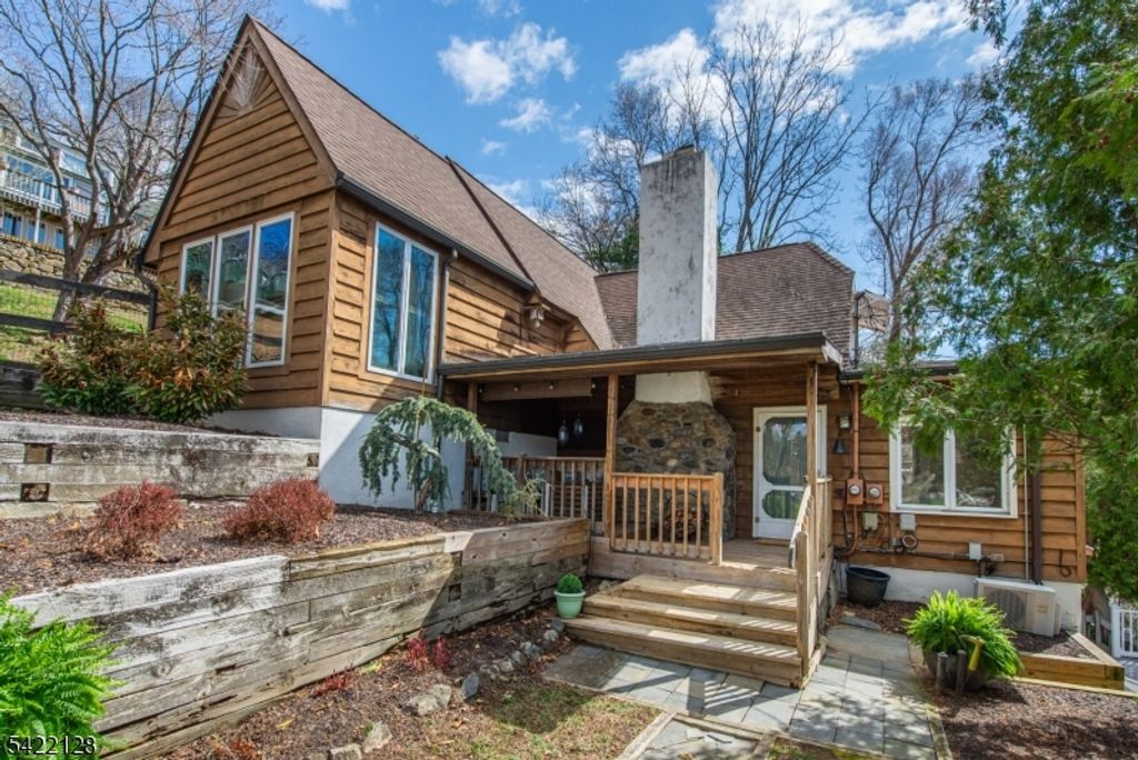 51 W Shore Trl, Sparta Twp., NJ 07871