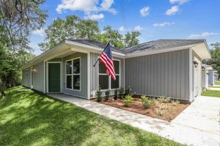8422 Cherry Ave, Pensacola, FL 32534