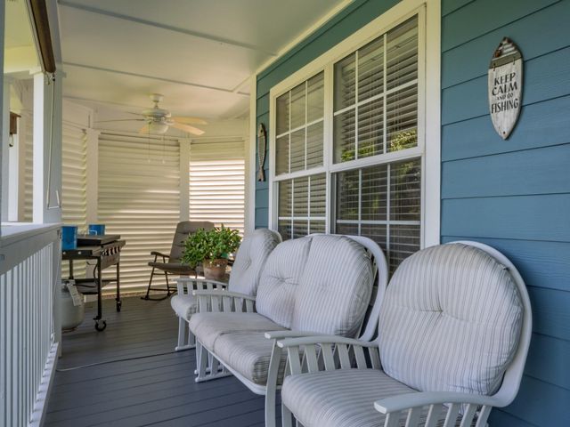 84 N Easy Street, Sopchoppy, FL 32358